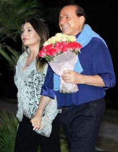 Silvio Berlusconi e Veronica Lario, in questa foto sembrano quasi felici